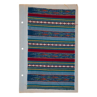 [TEXTILE THAÏLANDE] - Catalogue de 106 échantillons de tissus ikat. 1950.