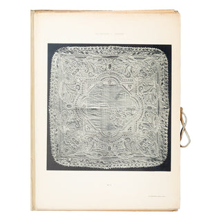 COLLECTION A. LESCURE – Mouchoirs brodés, Milieu du dix-neuvième siècle. 1920.
